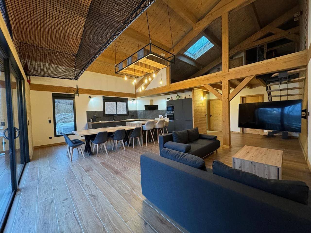 Foto 7 von 55: Two-Bedroom Chalet