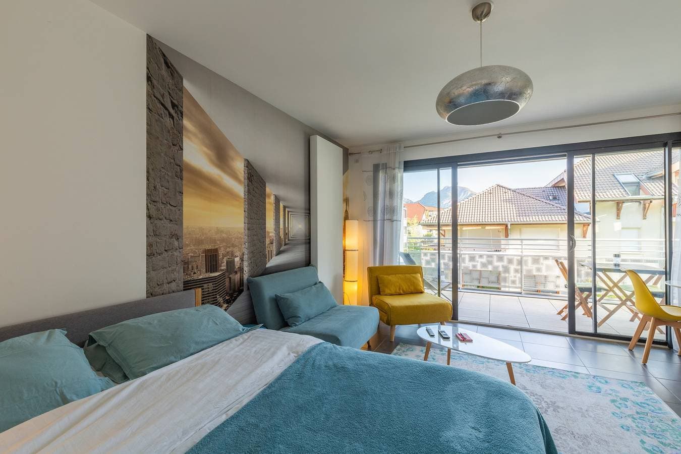 Foto 9 von 21: Großes Studio am Seeufer mit Bergblick, Terrasse und WLAN