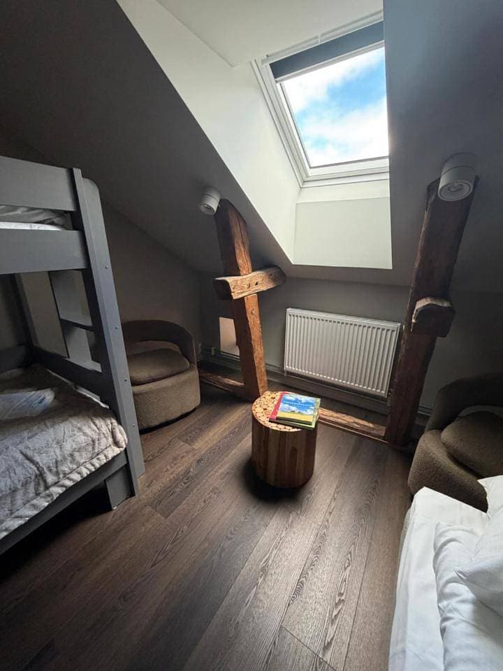 Foto 12 von 12: Triple Room with Shared Bathroom