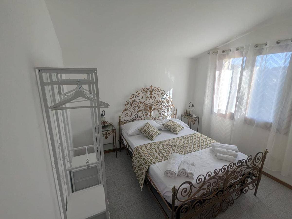 Foto 3 von 27: Three-Bedroom Holiday Home