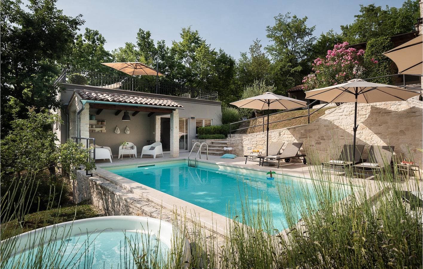 Foto 12 von 57: Charmante Unterkunft, 2 km von Pićan entfernt: 120 m² große Ferienwohnung mit Pool und WLAN