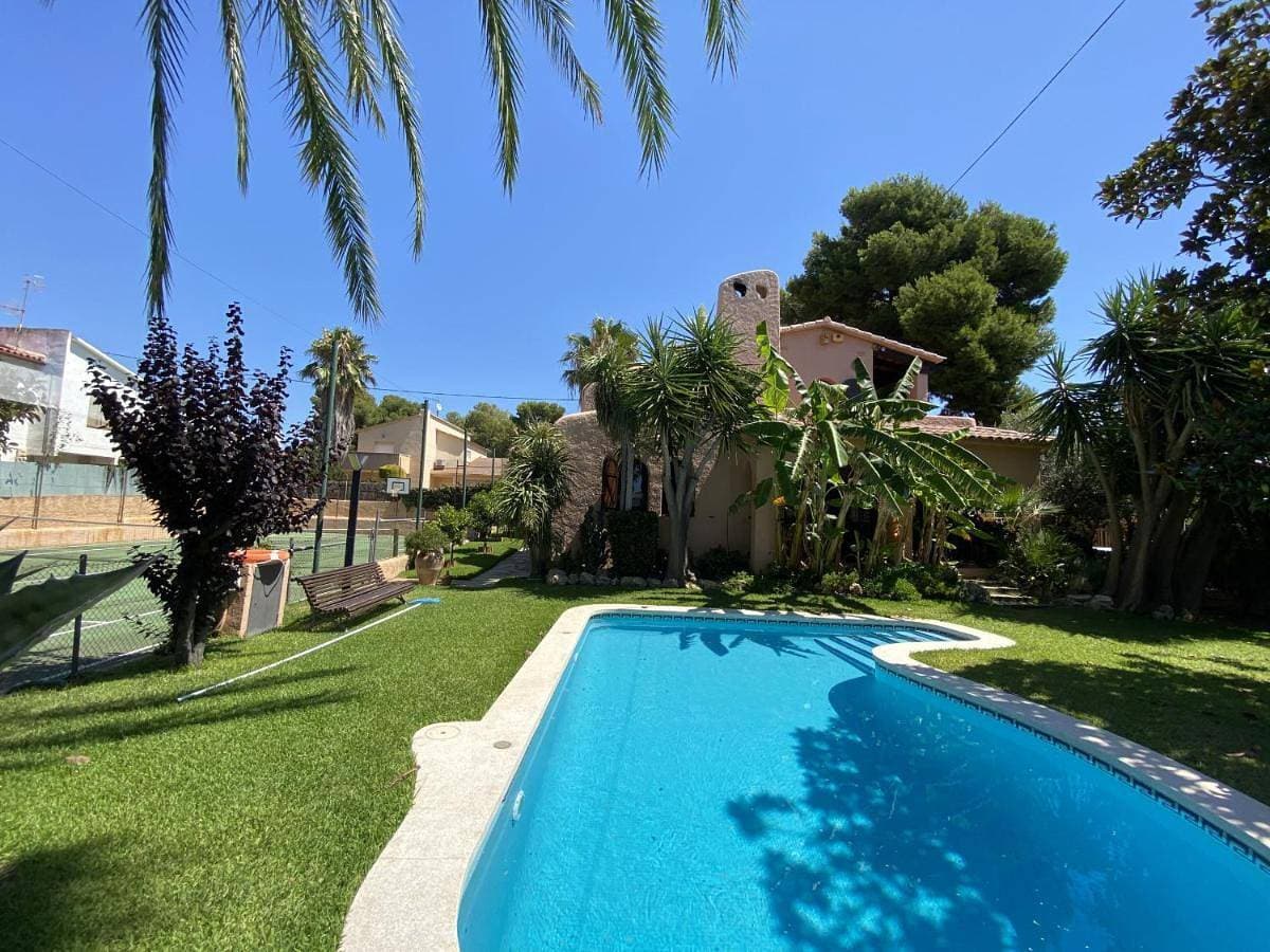Foto 5 von 55: Villa