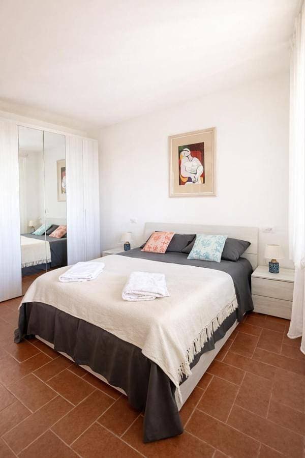 Foto 4 von 18: One-Bedroom Apartment