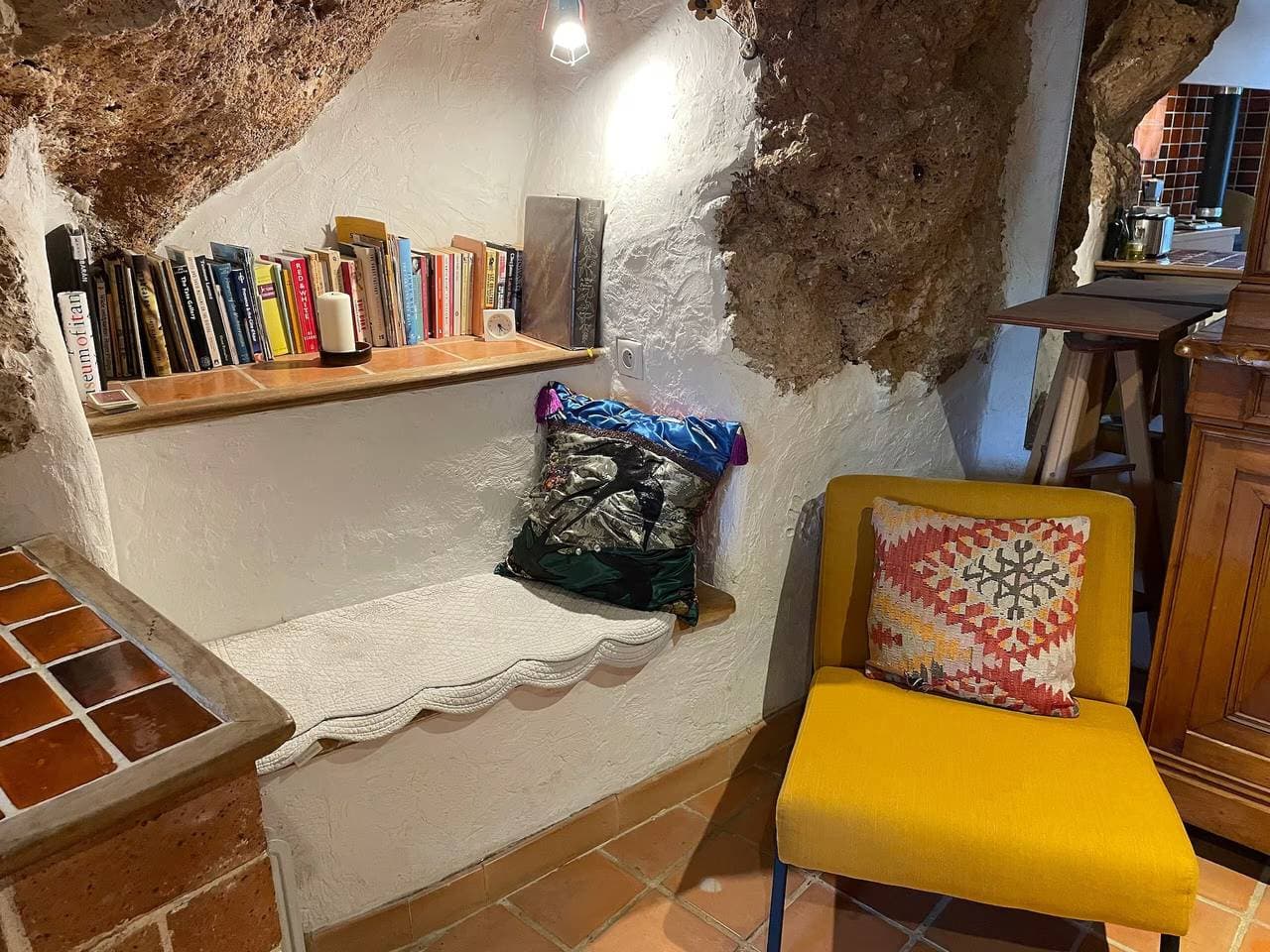 Foto 5 von 11: Atelier Du Rocher – Kleine Höhlenwohnung über Cotignac