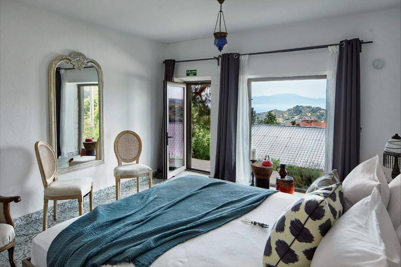 Foto 6 von 12: Double Room with Private Bathroom