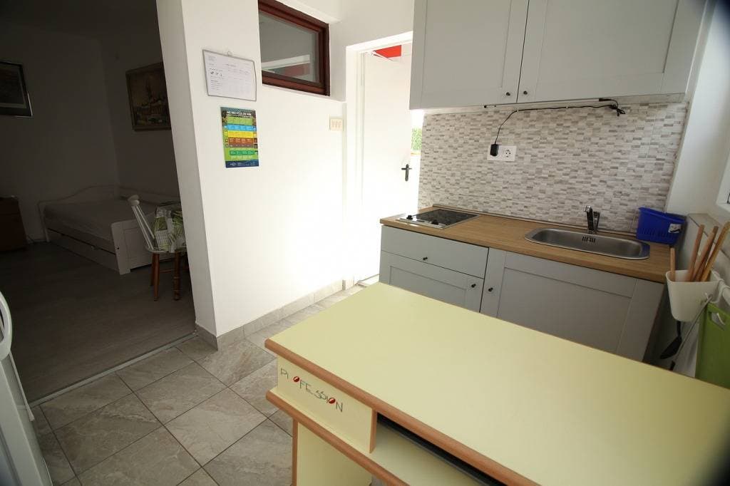 Foto 10 von 39: Ferienwohnung in Malinska mit Terrasse, Klimaanlage, W-Lan, Waschmaschine (4693-2)