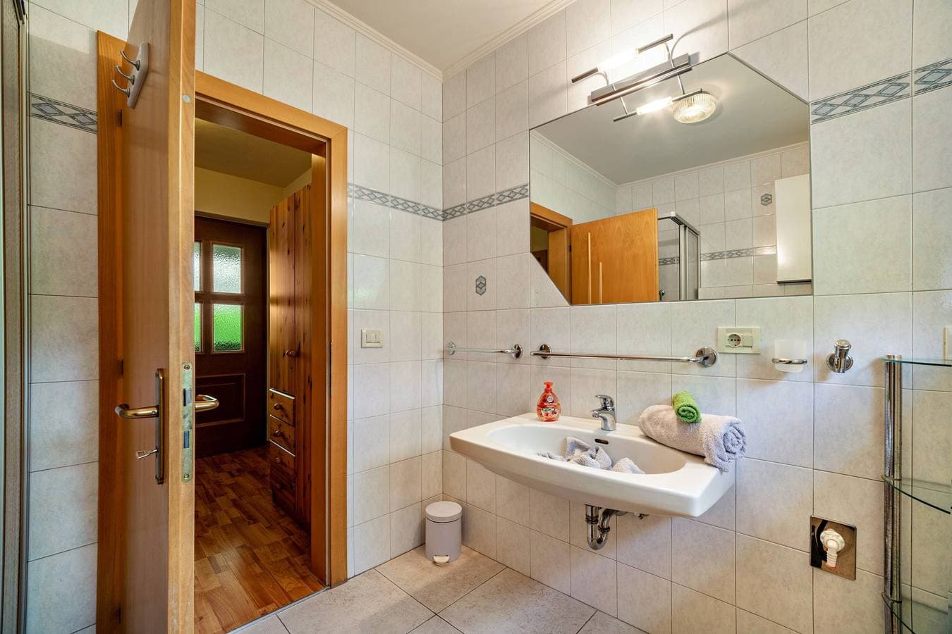 Foto 11 von 22: Ferienwohnung "Mosttragerhof 3" mit Bergblick, Gemeinschaftspool und WLAN