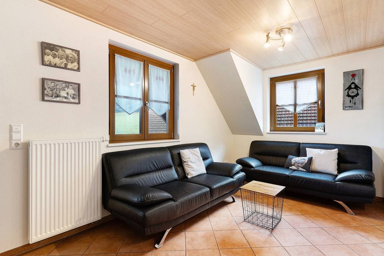 Foto 2 von 24: Ferienwohnung "Biesleblick" mit Bergblick, Gemeinschaftsgarten und WLAN