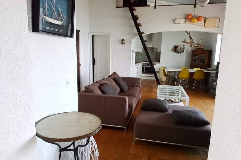 Foto 7 von 23: Meer(-blick) erleben - Ferienhaus mit großem Garten & Pool