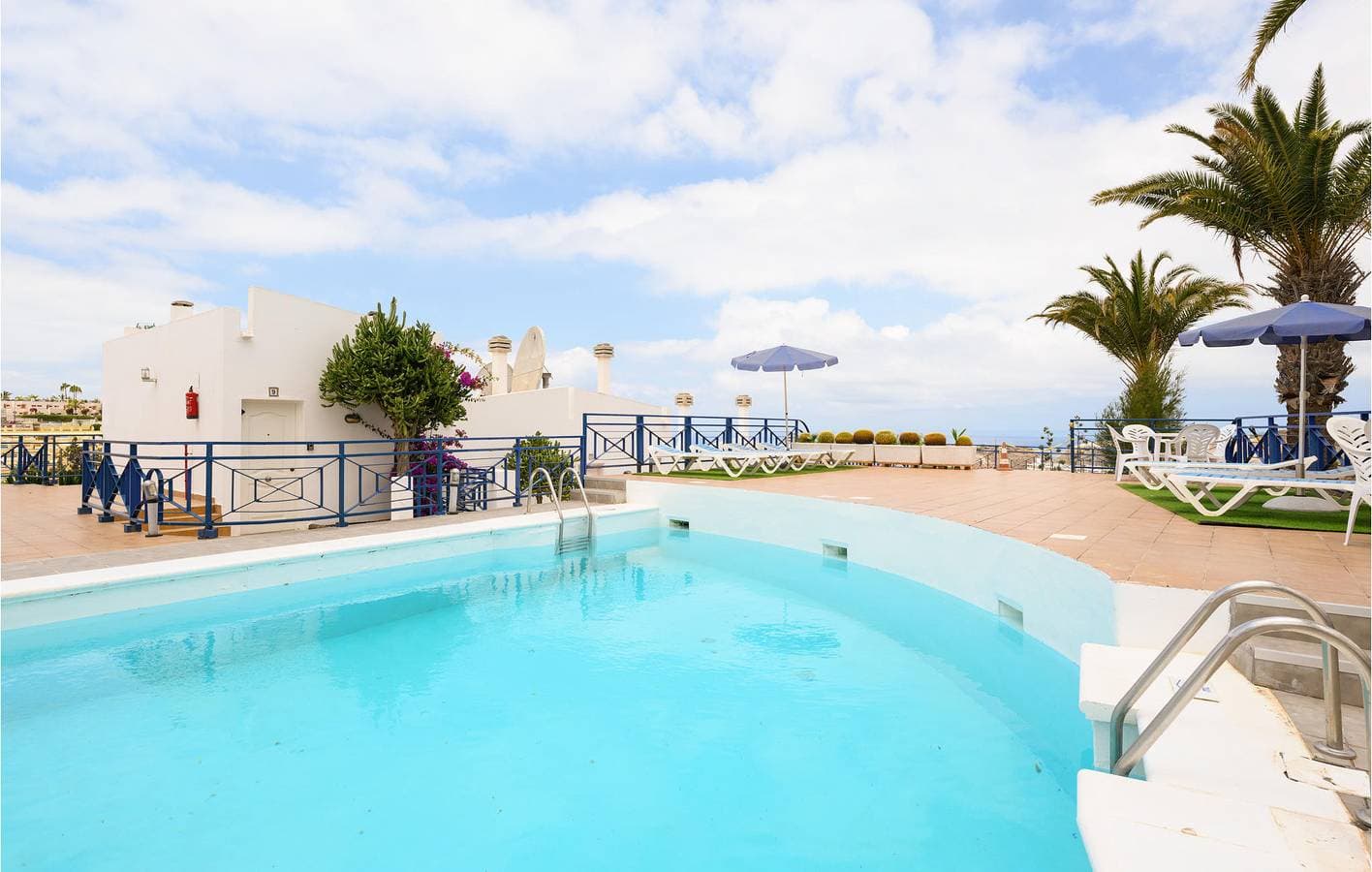 Foto 11 von 15: Apartment mit Meerblick, Pool und Terrasse