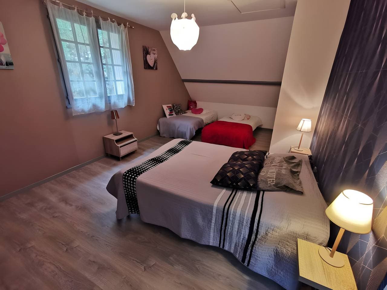 Foto 11 von 20: Ferienhaus 'Gite La Chenevelle' mit privater Terrasse, Garten und WLAN
