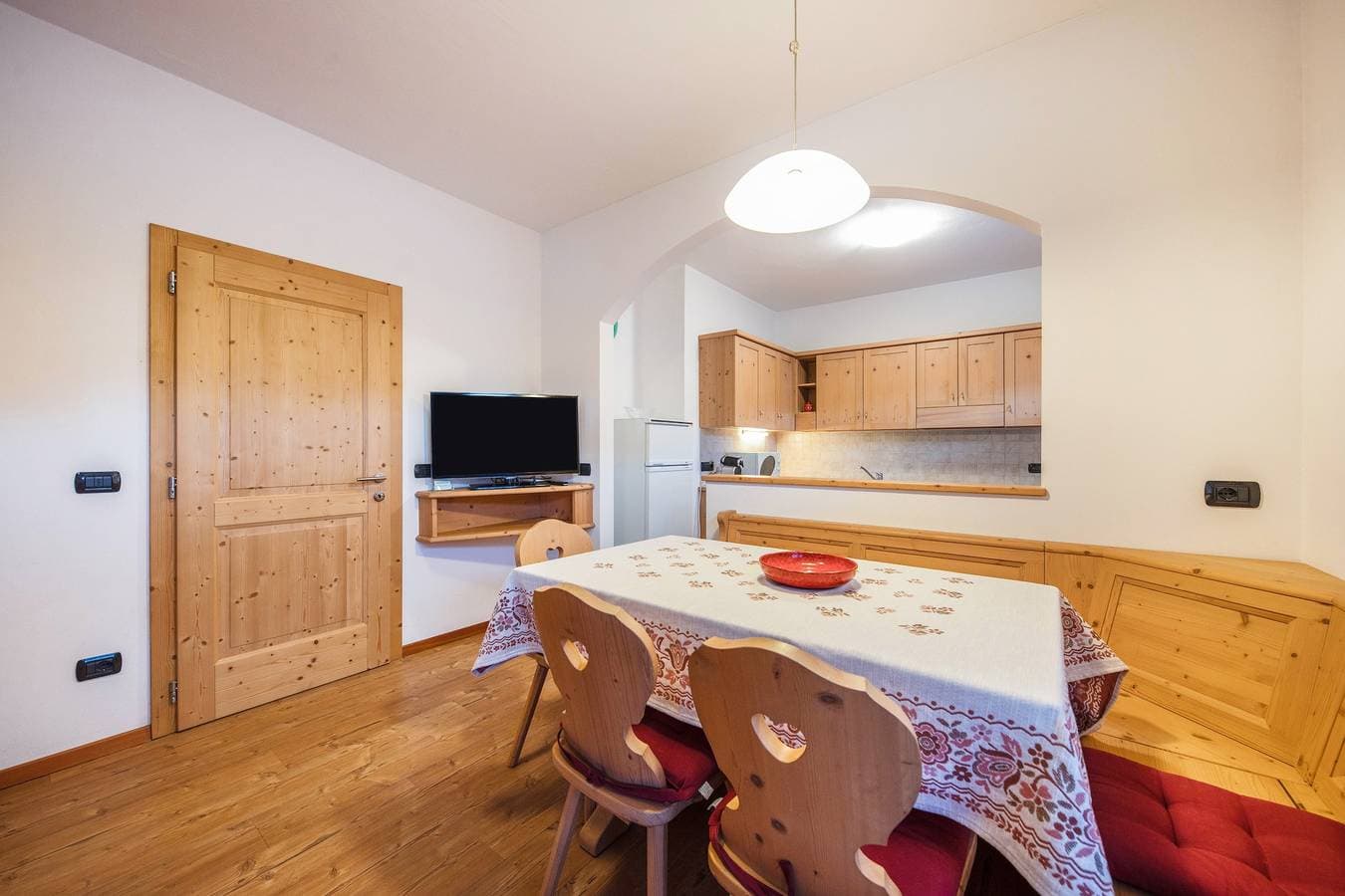 Foto 12 von 16: Ferienwohnung "La Pratolina" mit Bergblick, Terrasse und Garten