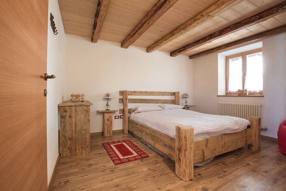 Foto 3 von 30: Romantische Heuhütte auf Heubetten mit Wifi Saunagarten