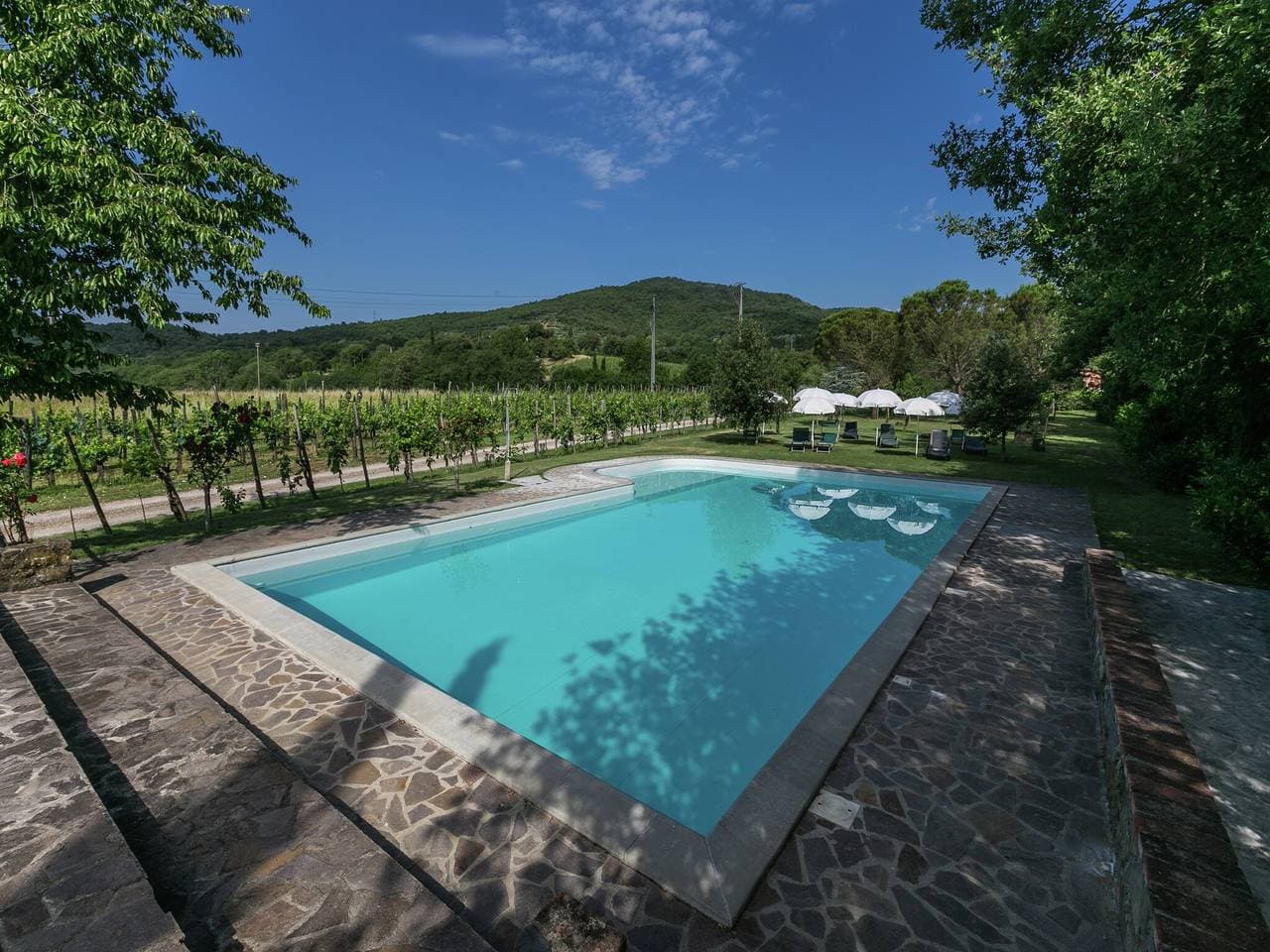 Foto 11 von 72: Authentisches Bauernhaus mit Pool