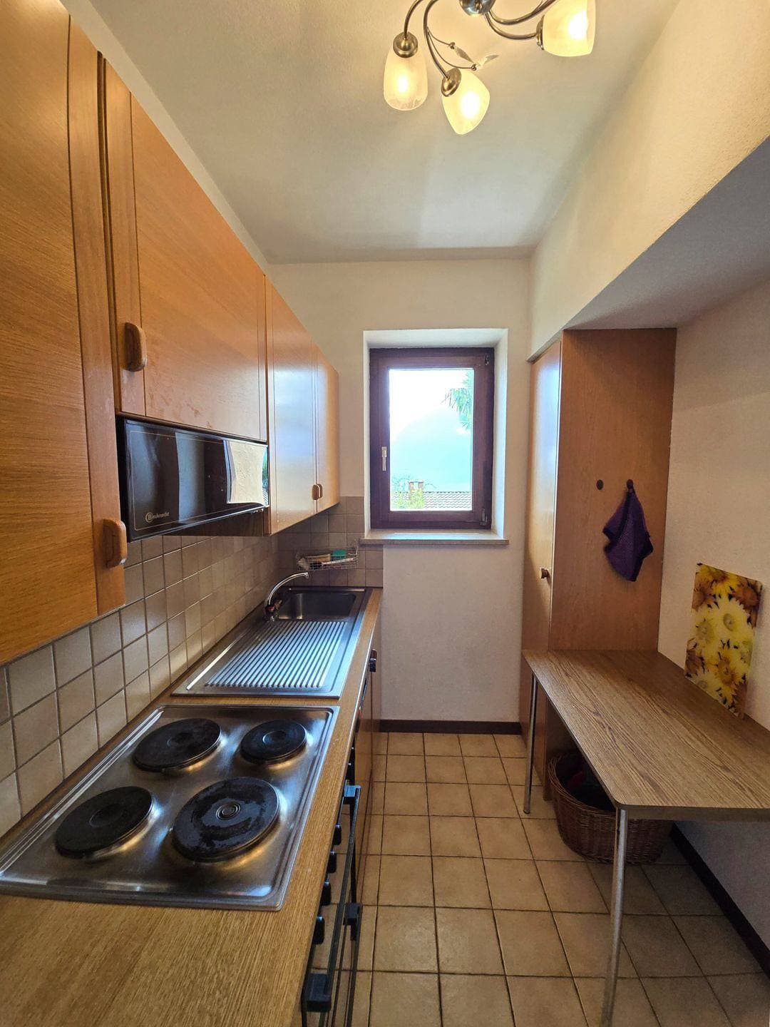 Foto 10 von 14: Parterrewohnung mit eigenem Garten in kleiner Residenz oberhalb Locarno.