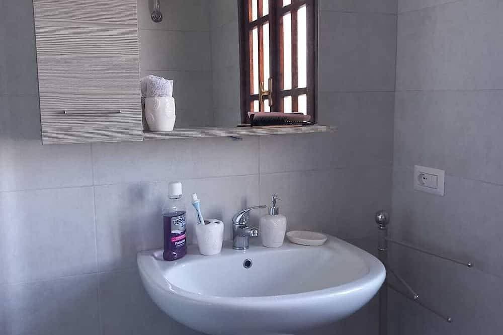 Foto 6 von 19: Apartment with breathtaking sea view on the west coast in Sardinia