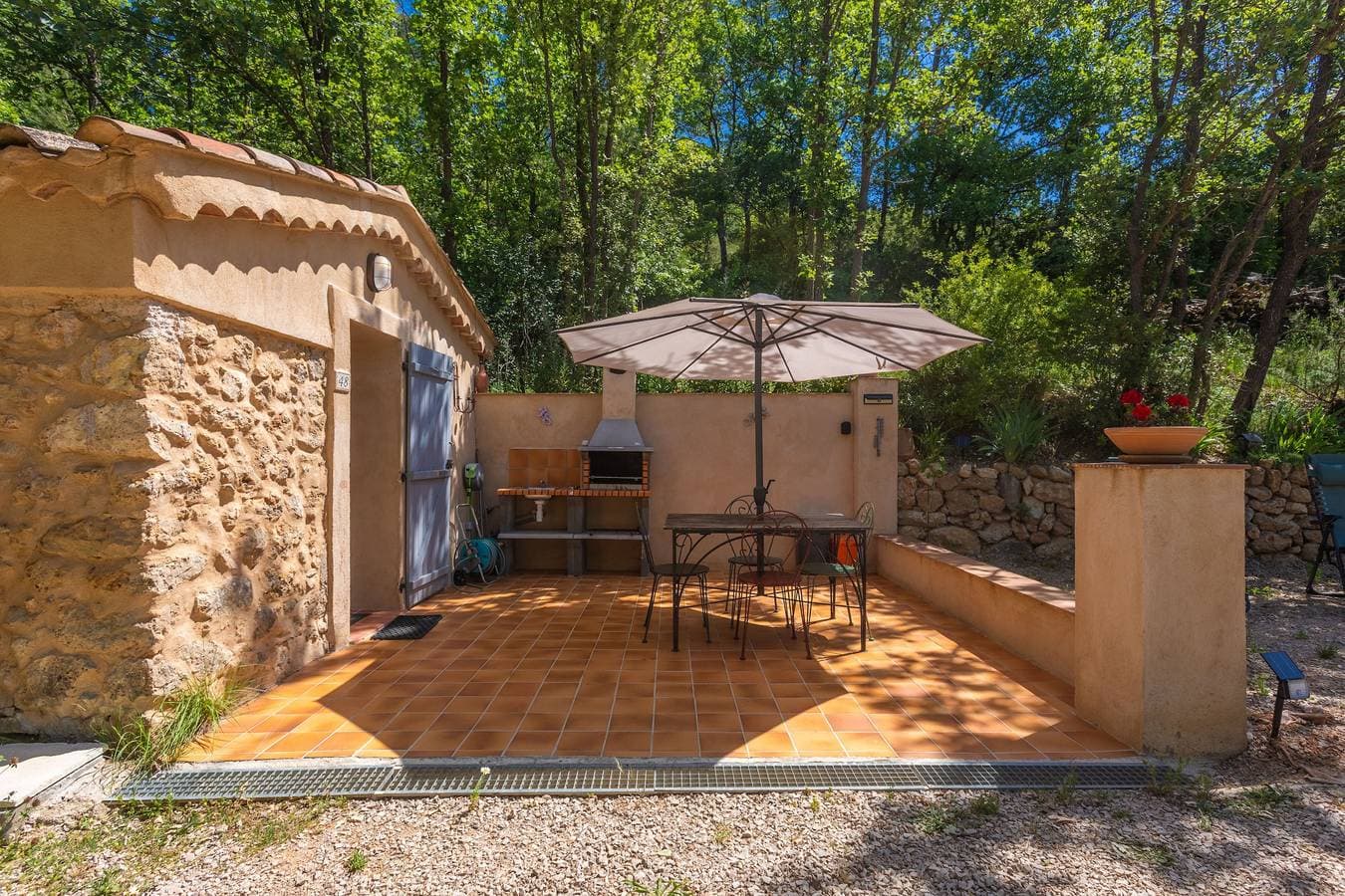 Foto 13 von 21: Ferienhaus 'Cabanon Provençal - Le Clos Madame' mit Gemeinschaftspool, WLAN & Klimaanlage