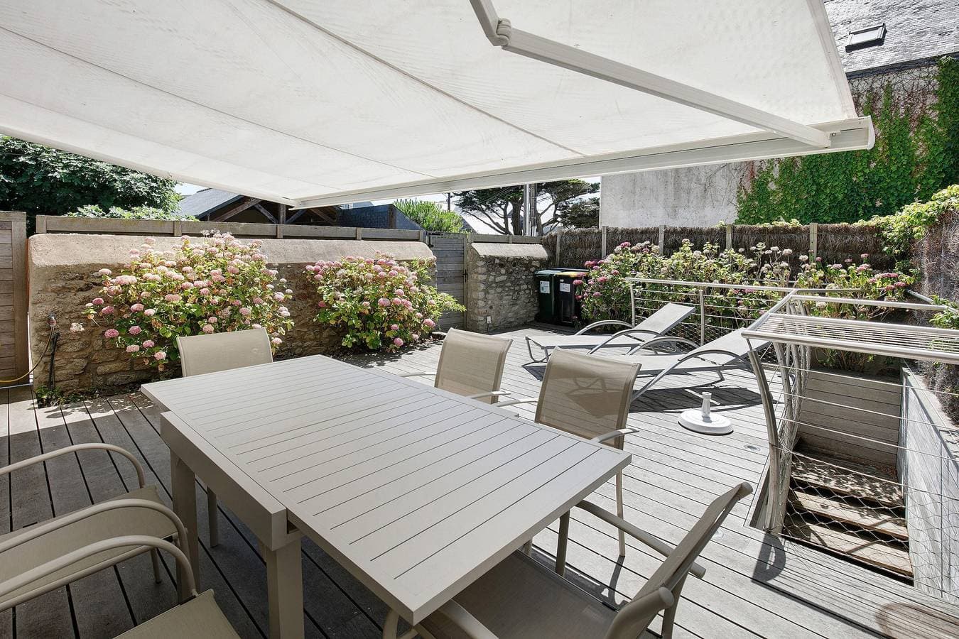 Foto 2 von 31: Familienhaus 30 m vom Strand mit Meerblick, privater Terrasse und WLAN