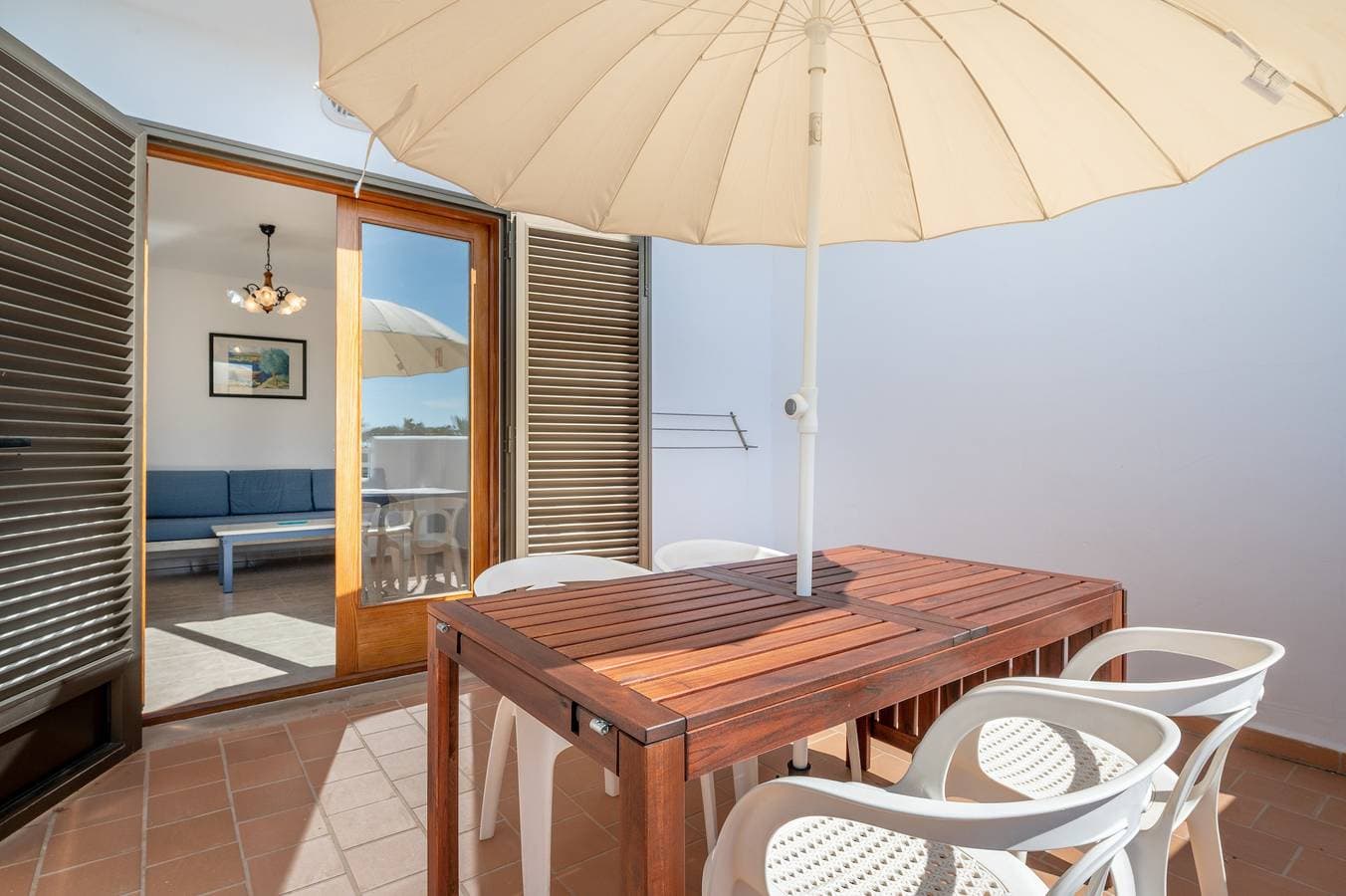 Foto 5 von 28: Apartment mit Klimaanlage, Pool, WLAN, Balkon und strandnaher Lage