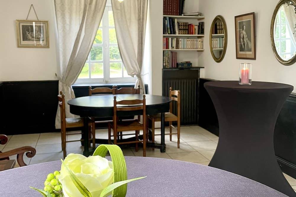 Foto 12 von 17: Large gîte in a chateau in the countryside for 28 people - Normandy
