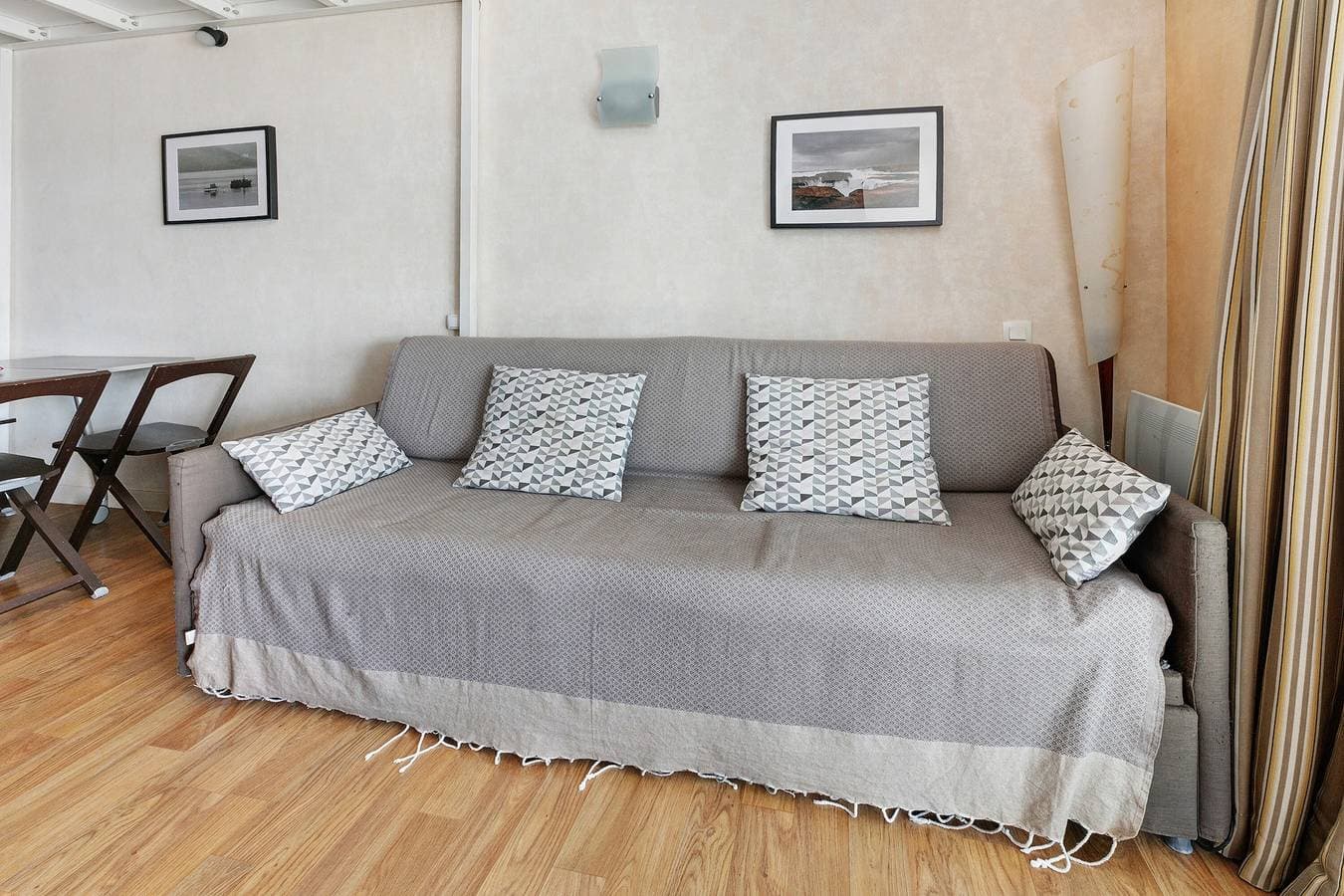 Foto 12 von 22: Apartment mit Meerblick, Gemeinschaftspool und privatem Balkon