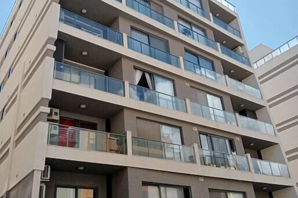 Foto 12 von 22: Salina Wharf, Block E, Apt. 26