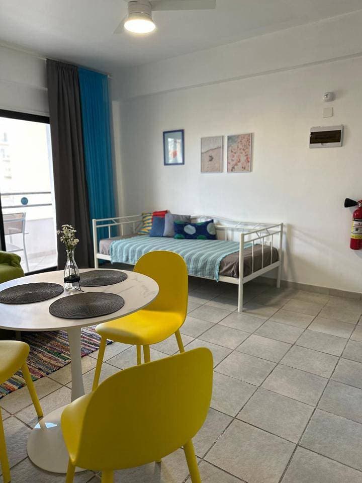 Foto 11 von 38: One-Bedroom Apartment with City View
