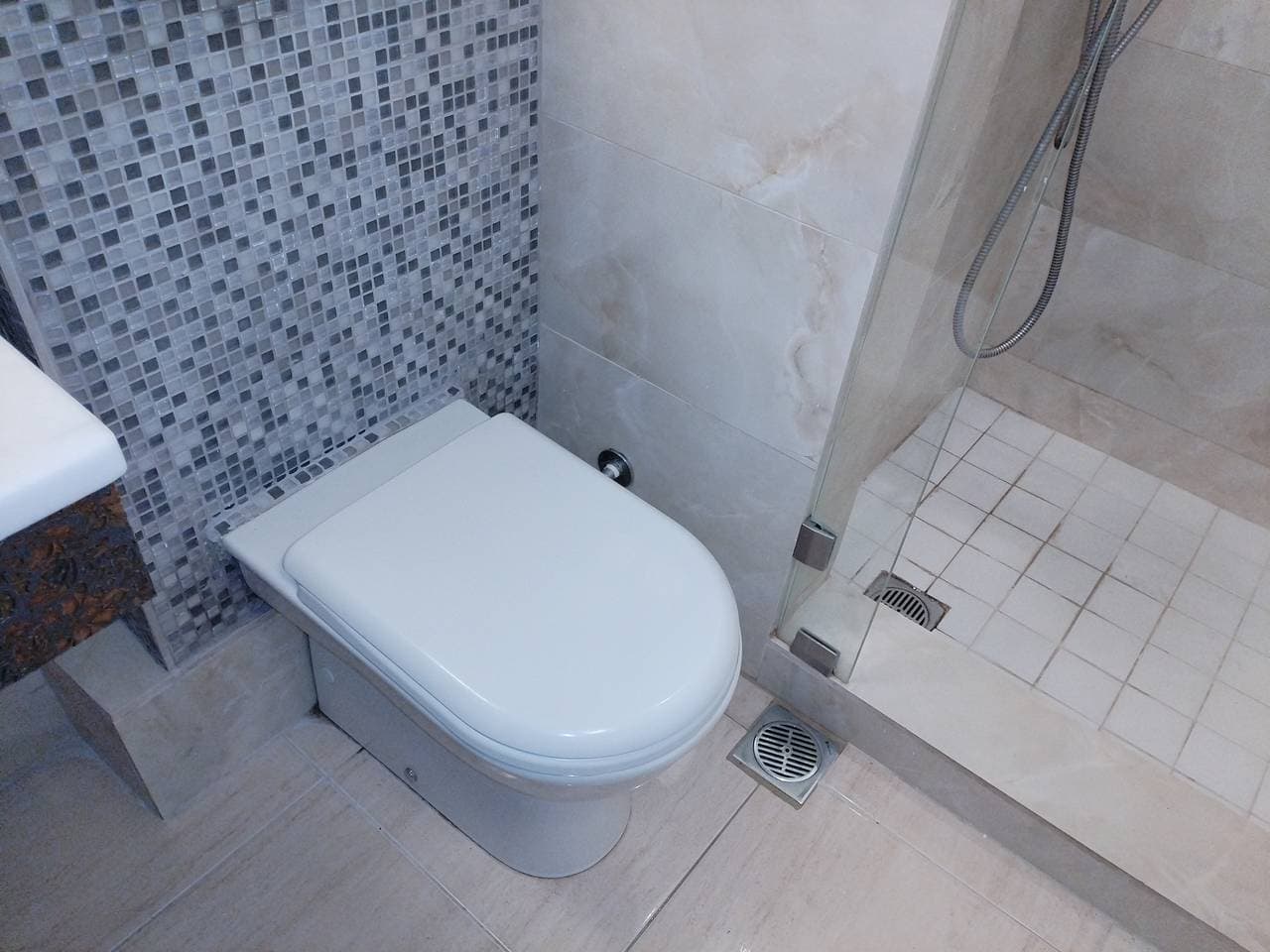 Foto 5 von 38: White Tower Cozy Studio Oyr1