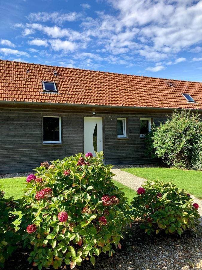 Foto 2 von 17: Three-Bedroom House