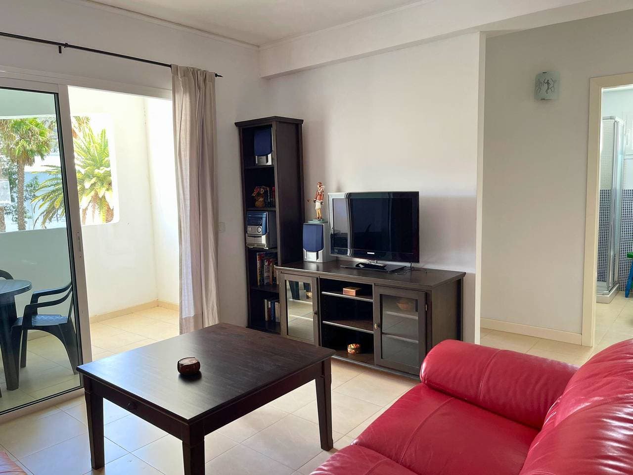 Foto 3 von 15: 2Br Home - 3 min to Agaete Beach - Pool