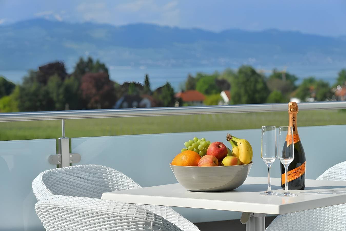Foto 2 von 25: Apartment „Dinkelbach Traumblick 3 D“ mit Seeblick, Balkon und WLAN