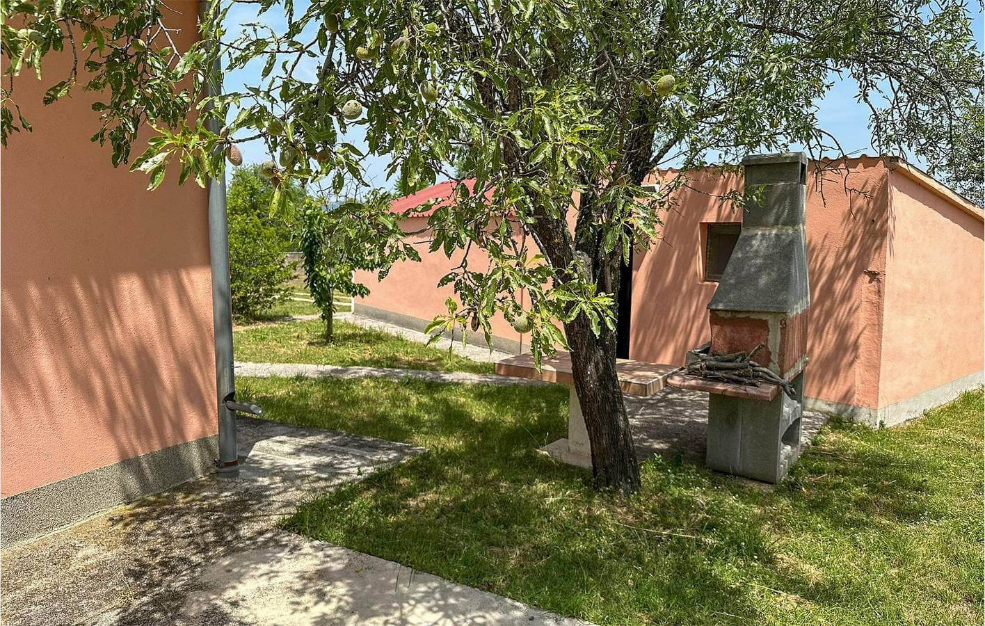 Foto 10 von 22: Gemütliche Ferienwohnung mit Terrasse, Küche, WLAN und Parkplatz