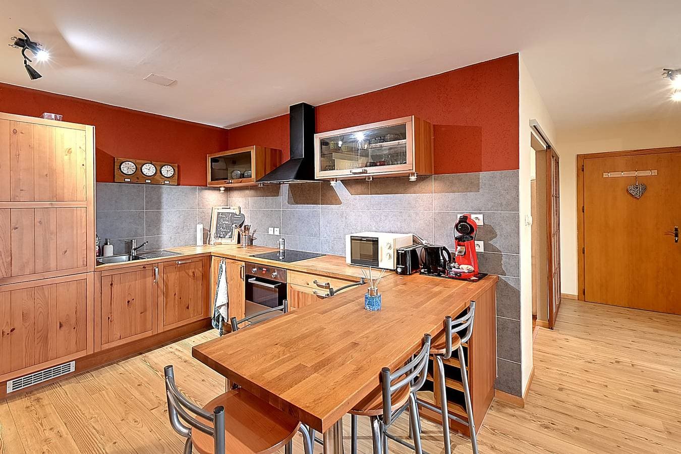 Foto 9 von 15: Ferienwohnung für 5 Personen mit Terrasse