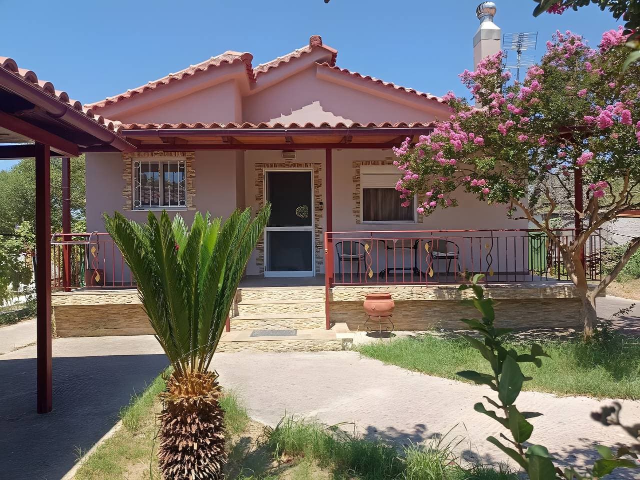 Emis house krioneri 1