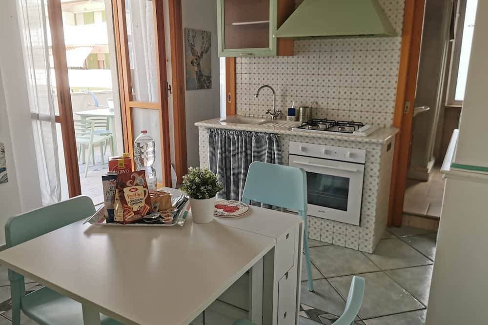 Foto 13 von 30: Ferienwohnung mit Terrasse, A/C, WiFi · 50 m zum Strand