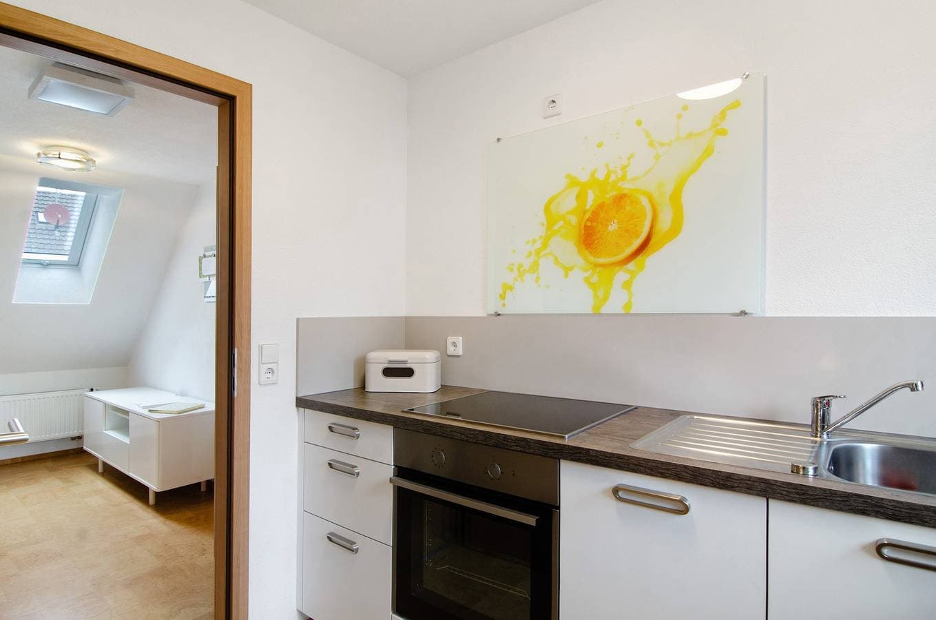 Foto 12 von 28: Ferienwohnung 'Fewo Walk' mit Balkon und WLAN