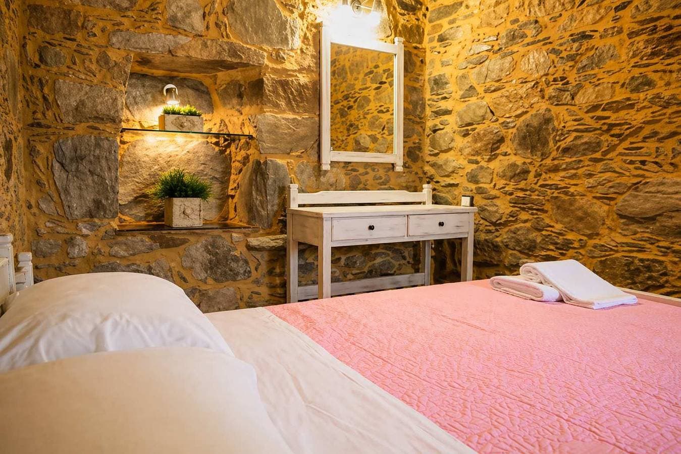 Foto 7 von 20: Ferienhaus für 3 Personen mit Whirlpool