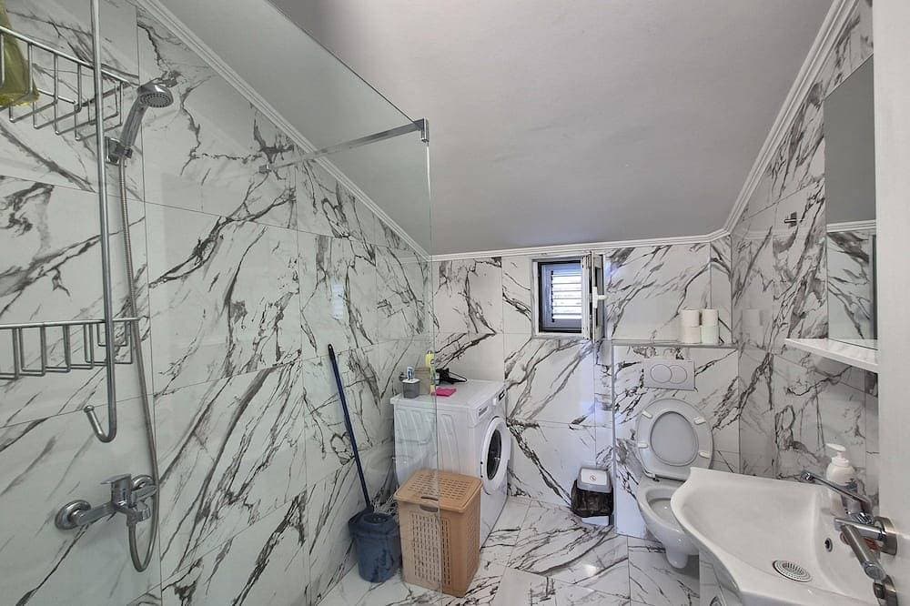 Foto 6 von 20: Peaceful 2Br Apartment, with Ultra-Fast WiFi & Free parking