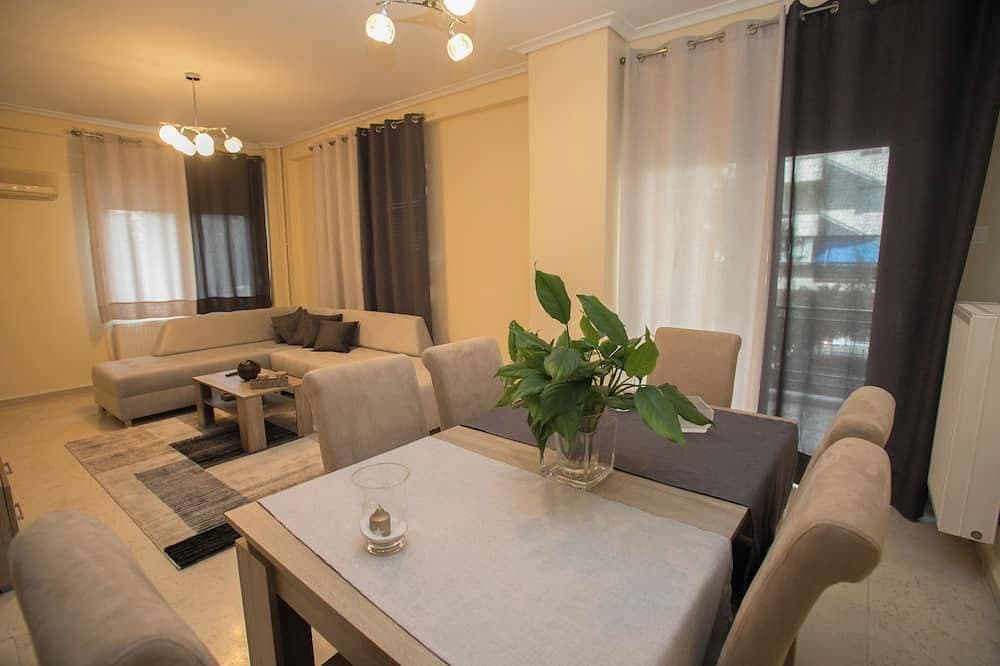 Foto 8 von 14: Athenian Riviera Apartment