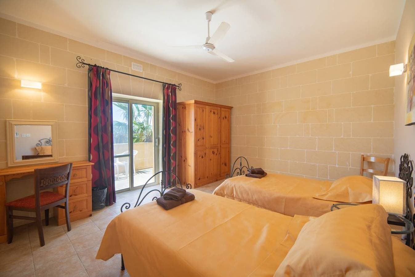Foto 12 von 17: Villa für 9 Personen mit Meerblick