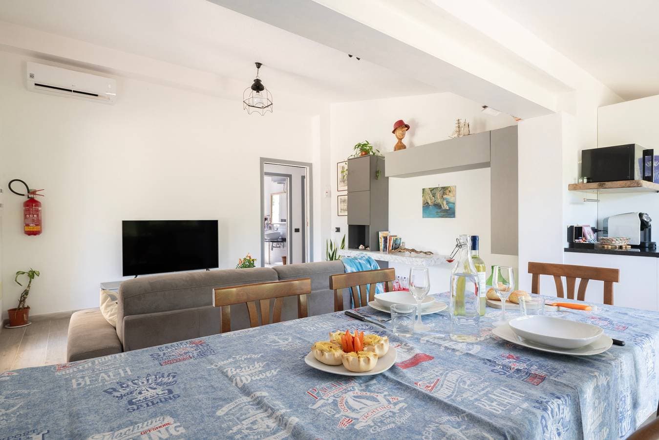 Foto 10 von 30: Ferienhaus 'Dammar' mit Bergblick, Wi-Fi und Klimaanlage