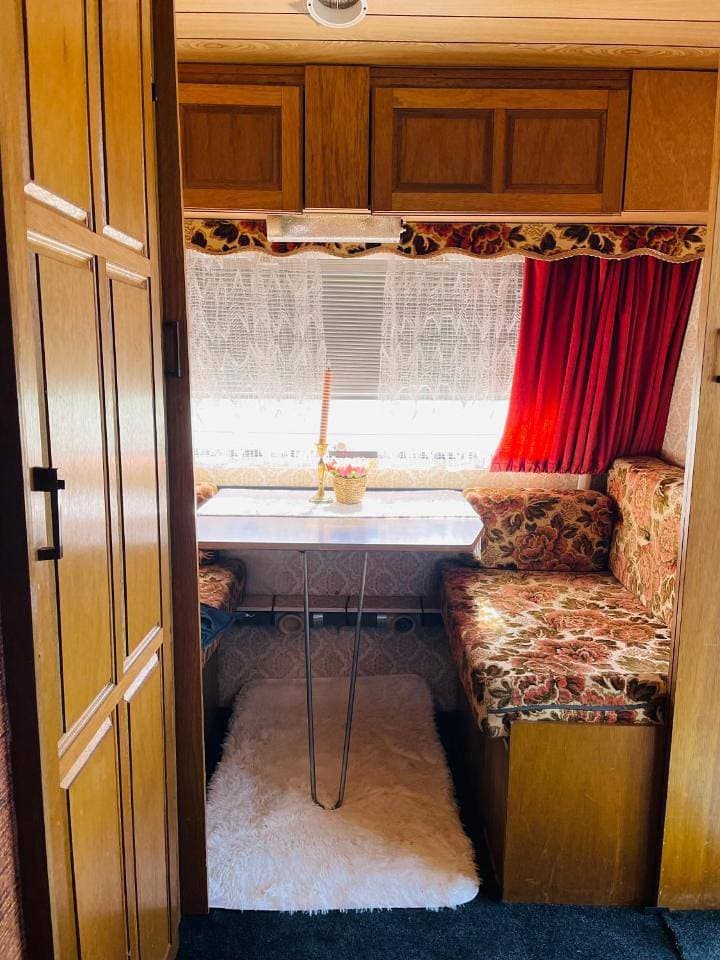 Foto 7 von 13: Caravan