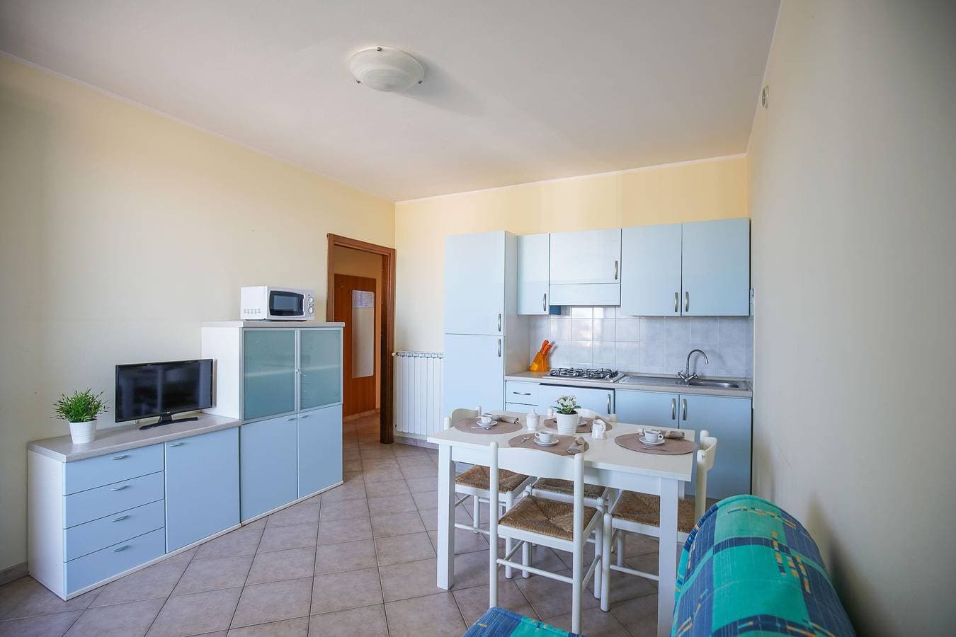 Foto 4 von 12: Villa für 6 Personen mit Balkon/Terrasse