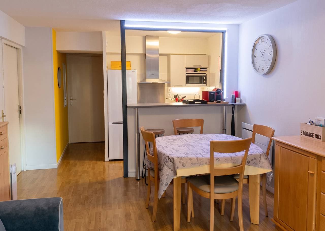 Foto 5 von 15: Modernes Apartment in Bagnères-de-Luchon, Bergblick, 53m²