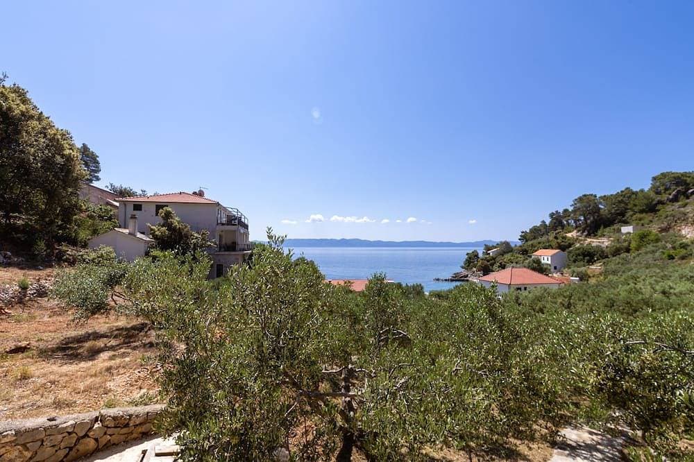 Foto 8 von 14: Studio Appartement mit Terrasse und Meerblick Bucht Torac, Hvar