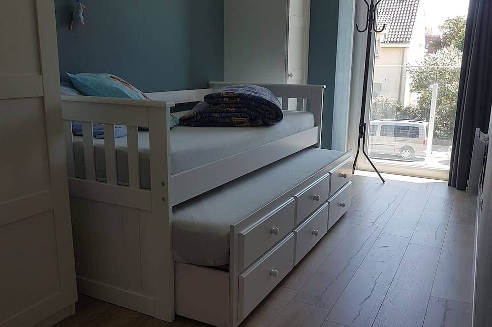 Foto 3 von 30: Wohnung direkt am Meer mit Balkon, sehr hell mit Garage