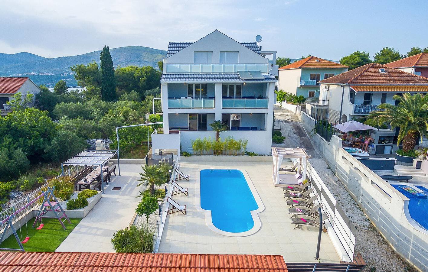 Foto 4 von 57: Gemütliche 2-Zimmer-Wohnung mit Pool, 200 m vom Strand Stari Porat entfernt