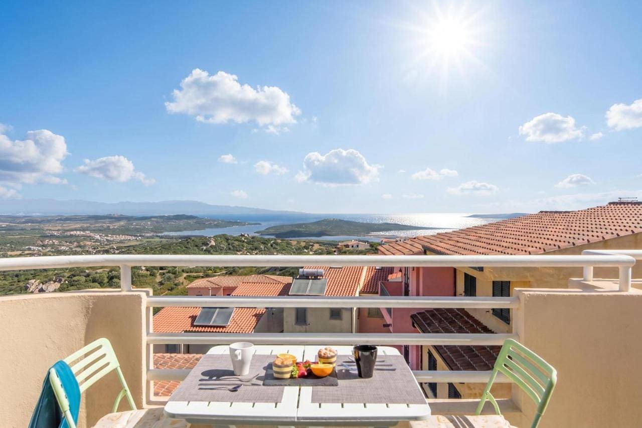 Elicriso - Happy Rentals 1