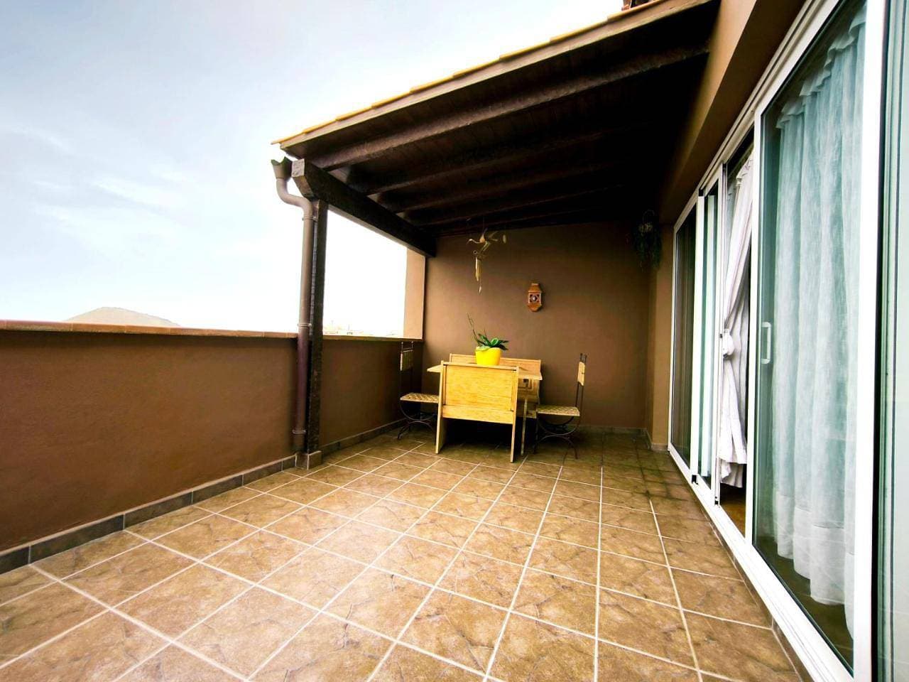 Foto 6 von 33: One-Bedroom Apartment with Balcony and Sea View