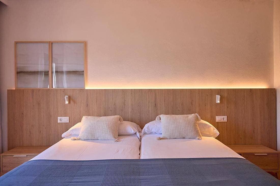 Foto 10 von 17: Twin Room with Balcony